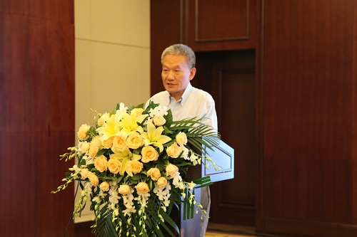 中國出版協(xié)會常務(wù)副理事長鄔書林致詞.jpg 中國出版協(xié)會常務(wù)副理事長鄔書林致詞.jpg