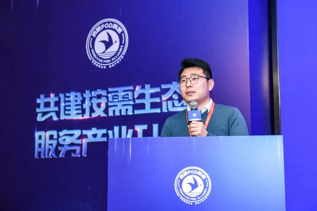 640.webp (11).jpg 640.webp (11).jpg